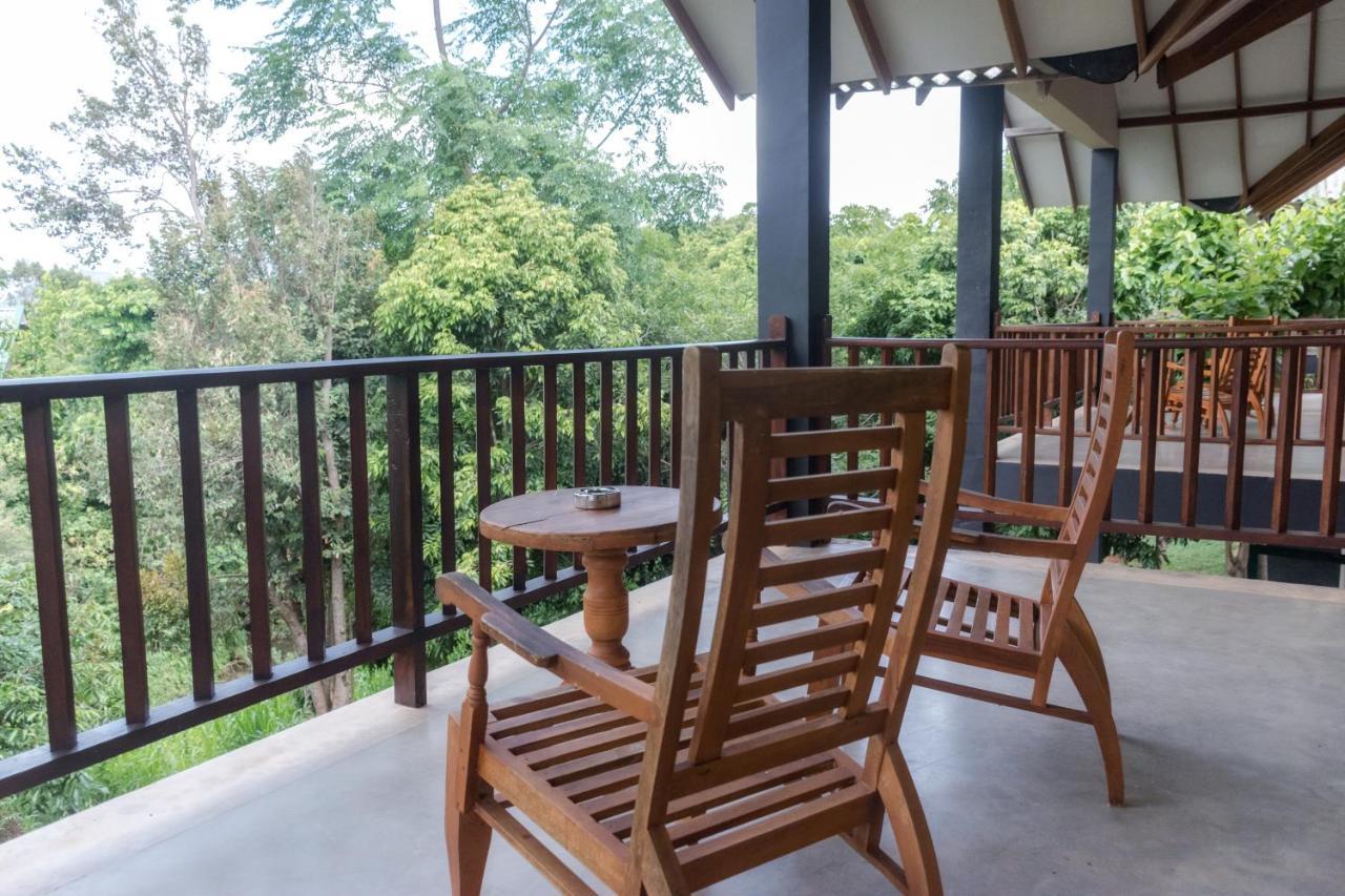 Nice Place Resort Dambulla Exterior photo